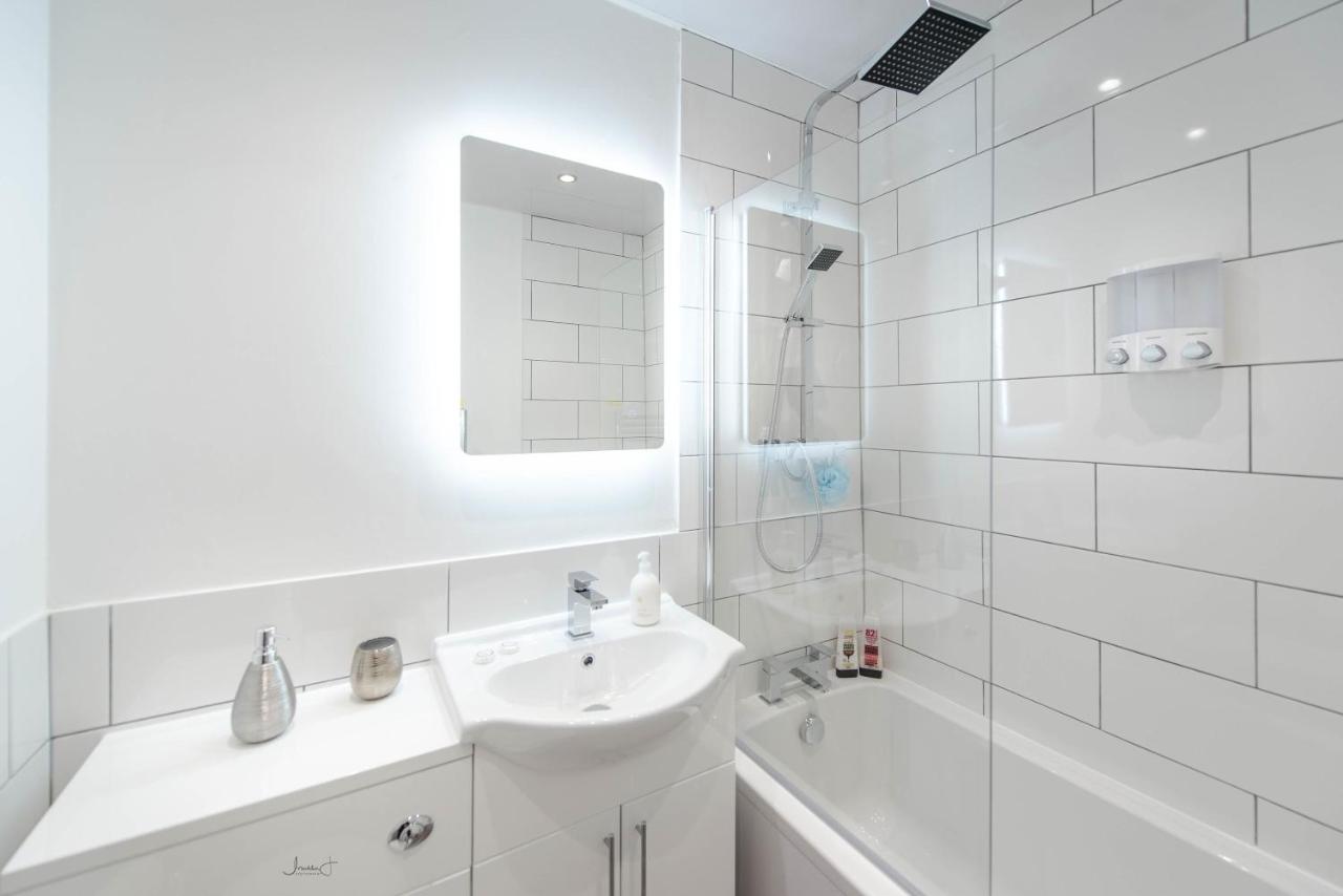 Liverpool Harrow Road Sleeps 6- Infinity Apartment Exteriör bild